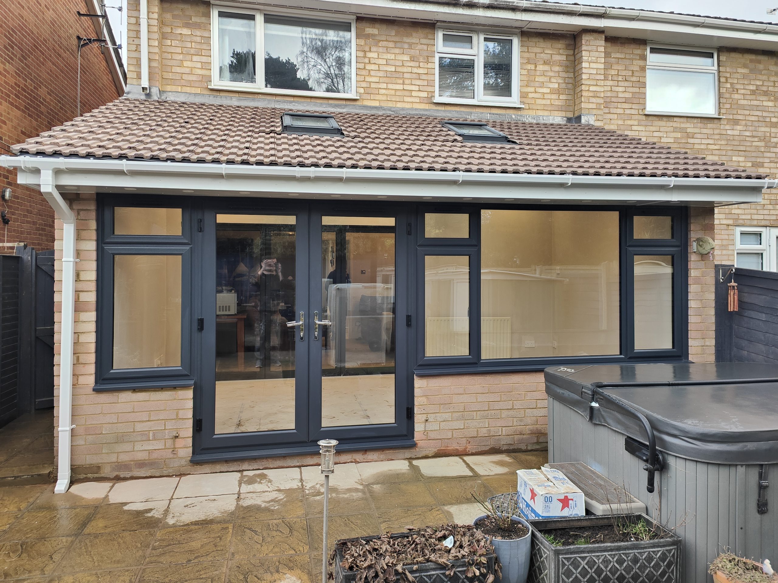 Yateley Builders Red Maple Design & Build Farnborough Conservatory build redesign Extension
